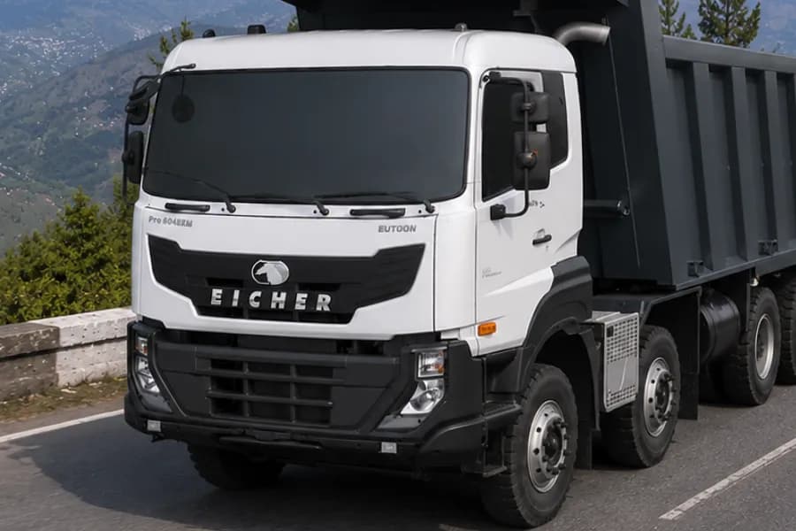Eicher Pro 8035XM AMT Cabin View