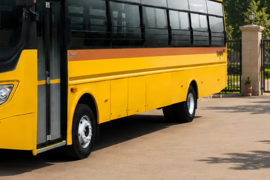 Eicher Skyline Pro Next 3010 School Bus Front & Rear Wheels View
