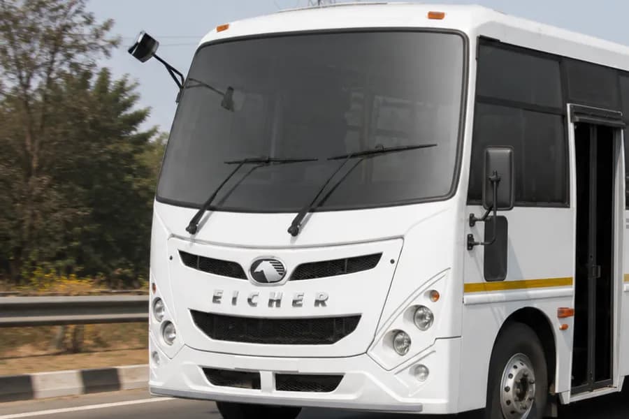 Eicher Starline RP 2075H Bus Front View