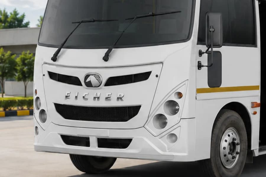 Eicher Starline RP 2090L Bus Headlight View