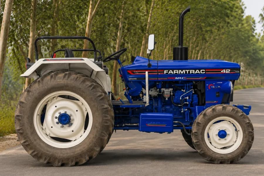 Farmtrac 42 Promaxx Right Side View