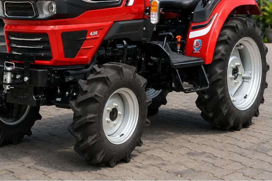 Farmtrac Atom 30 Wheels View