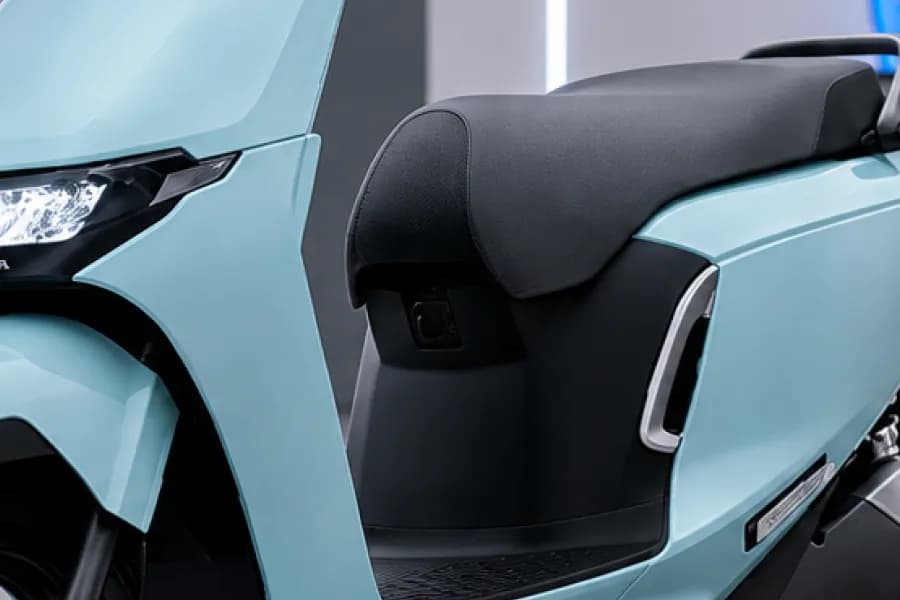 Honda Activa E Seat View