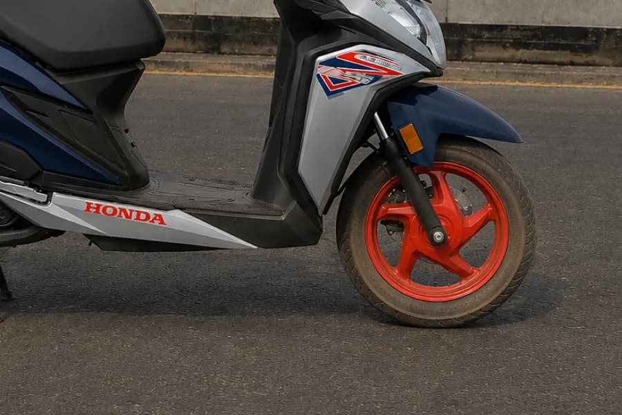 Honda Dio 125 X Edition Front Wheel View
