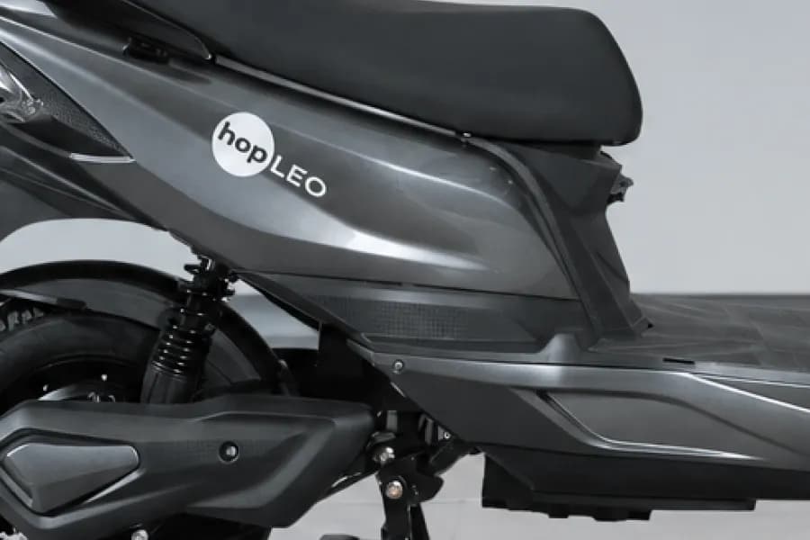 Hop Leo Suspension View