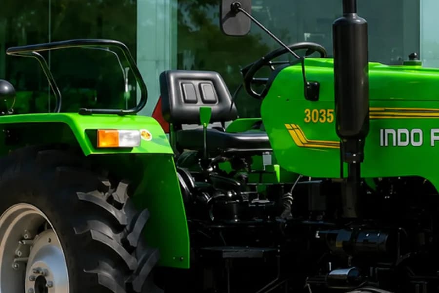 Indo Farm 3035 DI Driver Seat View