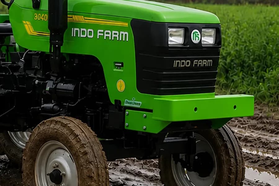 Indo Farm 3040 DI Bumper & Headlight