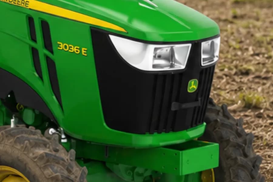 John Deere 3036 E Headlight View
