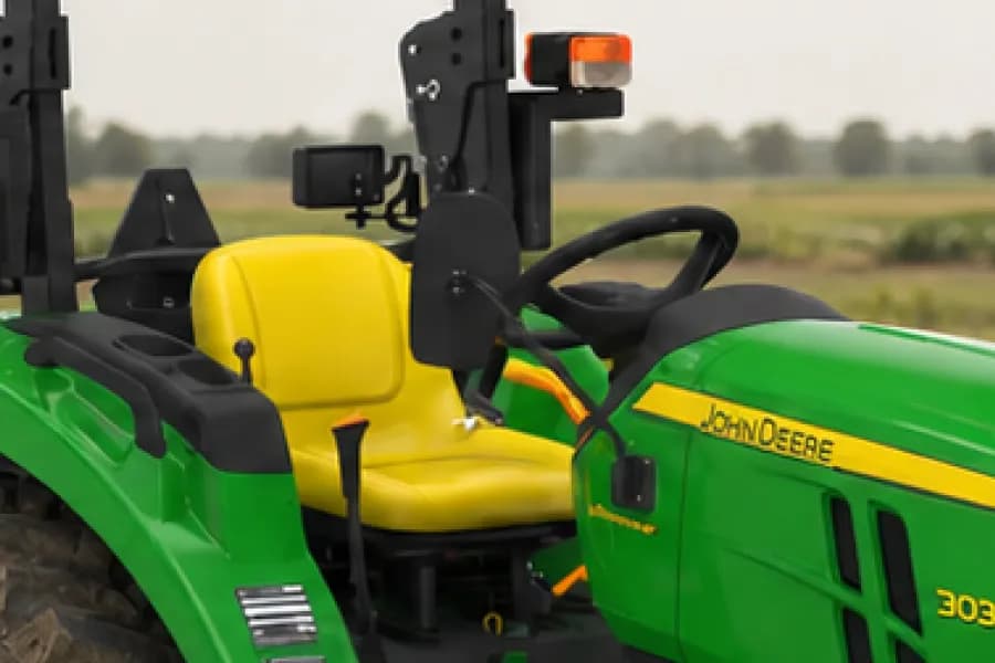 John Deere 3036 E Driver Seat View