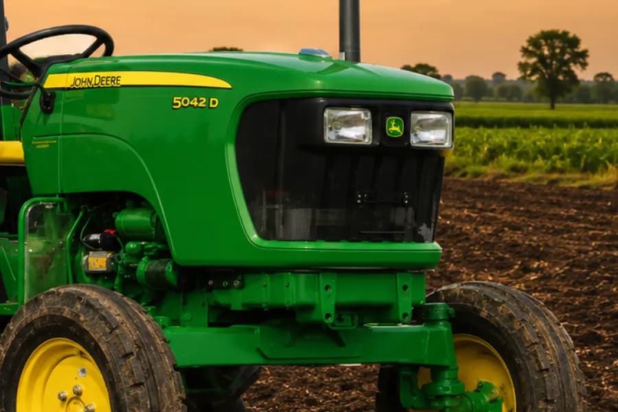 John Deere 5042D Power Pro Headlight View
