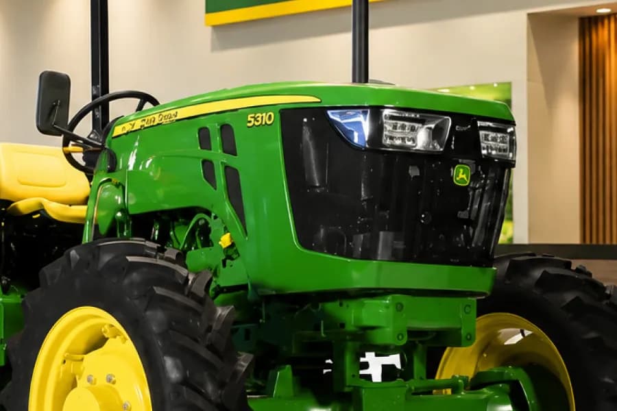John Deere 5310 PowerTech Headlight View