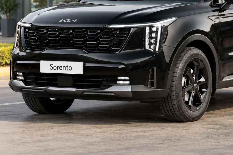 Kia Sorento Front Grill View
