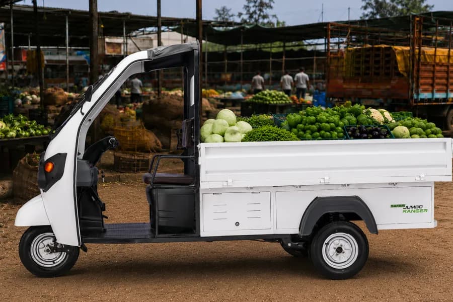 Kinetic Green Safar Jumbo Ranger Left Side View