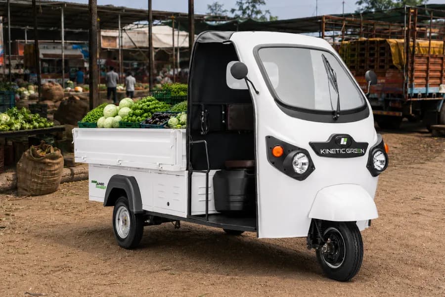 Kinetic Green Safar Jumbo Ranger Side View