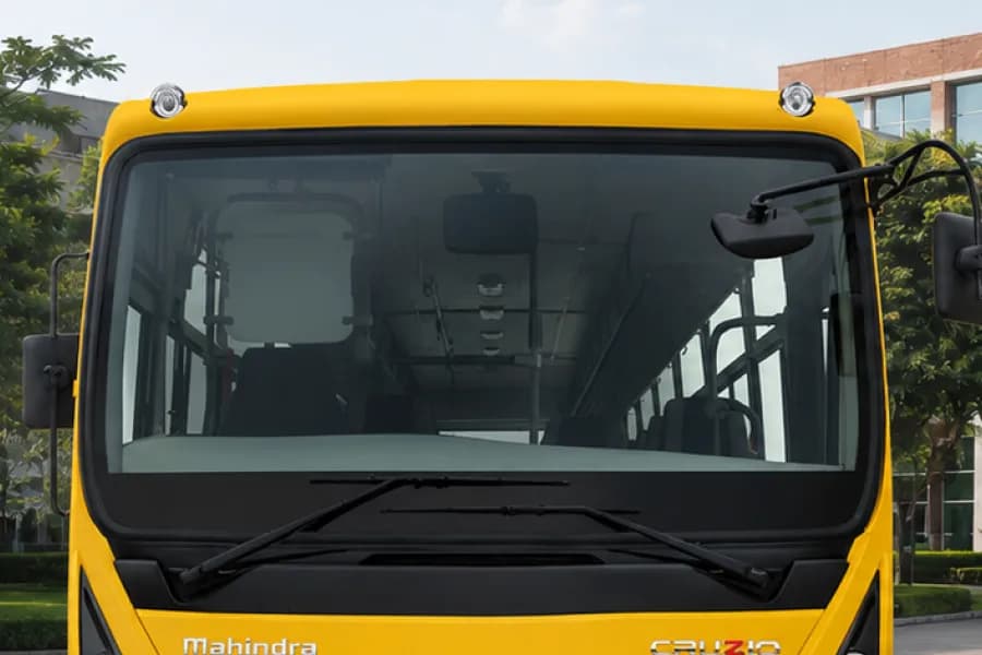 Mahindra Cruzio Grande School Windshield View