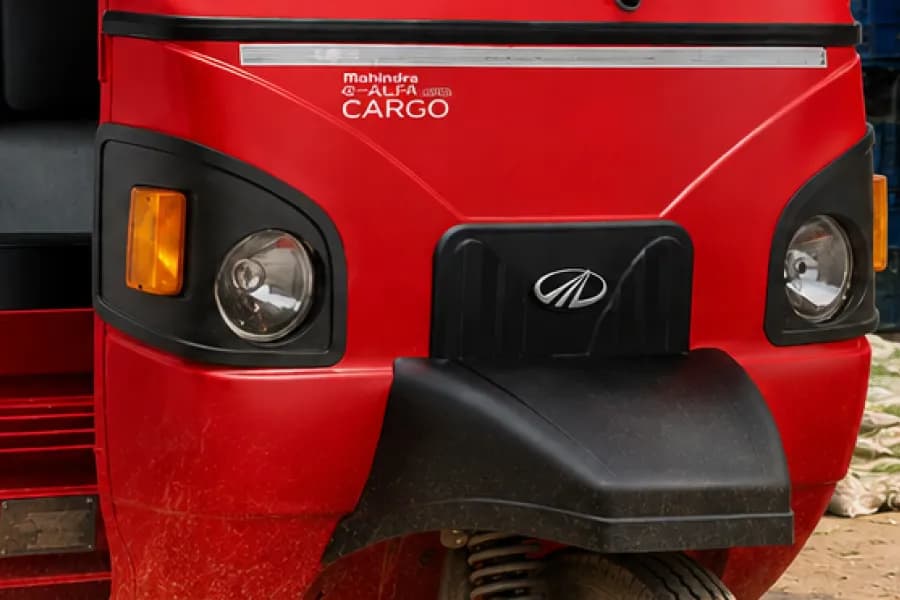 Mahindra E Alfa Cargo Headlight View