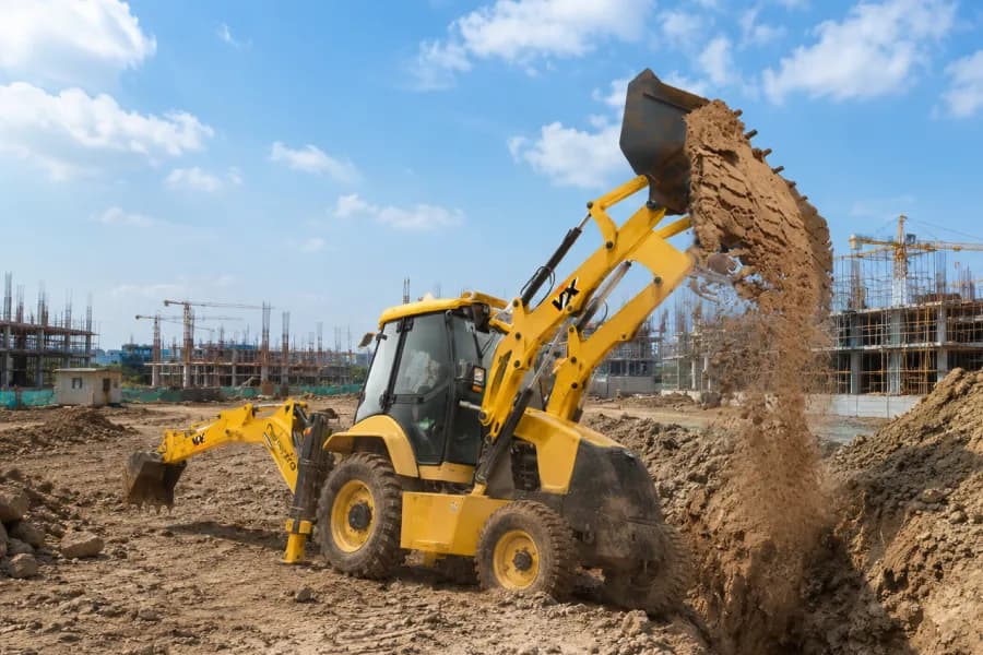 Mahindra EarthMaster VX Photo
