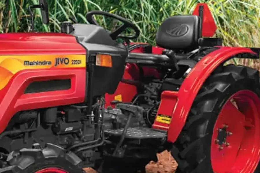 Mahindra Jivo 225 DI NT Driver Seat View