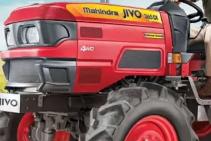 Mahindra JIVO 365 DI Puddling Special Headlight View