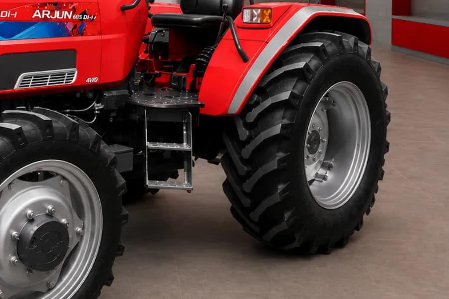 Mahindra Novo 605 DI PP V1 Wheel View