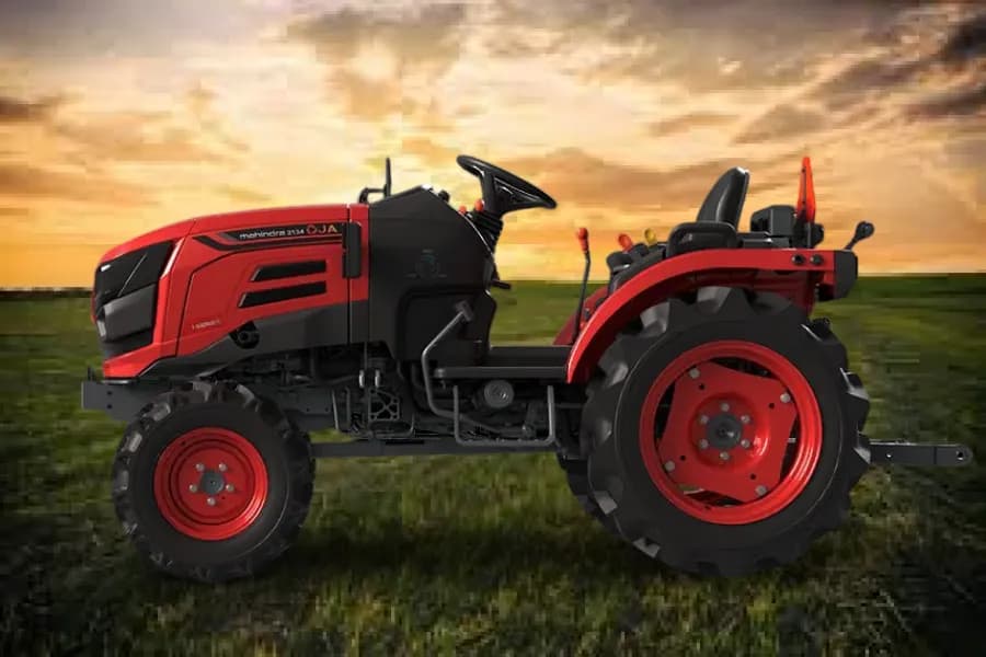 Mahindra OJA 2124 Left Side View