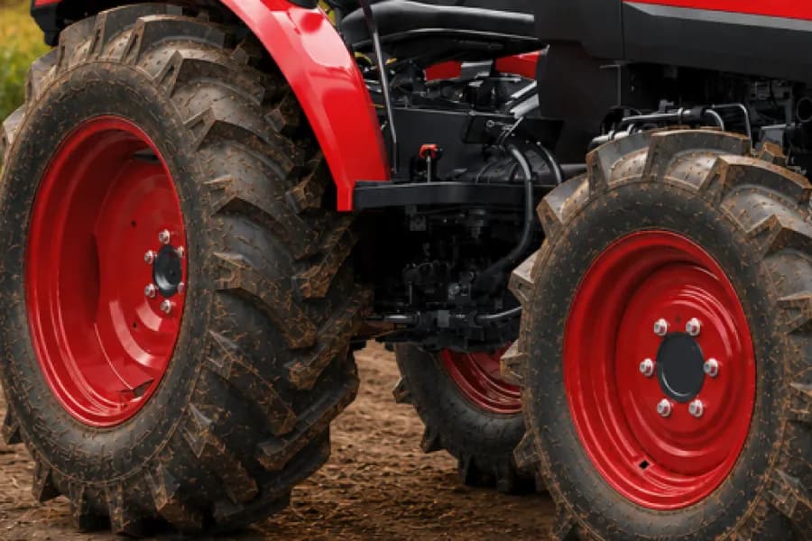 Mahindra OJA 3132 Wheel View