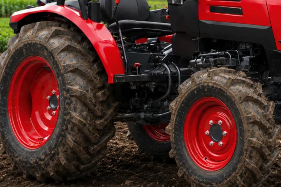Mahindra OJA 3136 Wheel View