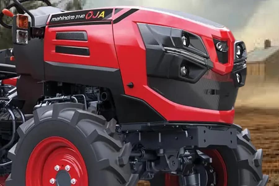 Mahindra OJA 3140 Headlight View