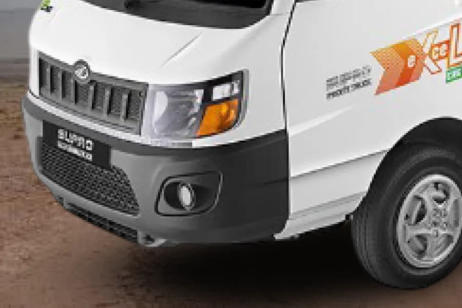 Mahindra Supro Profit Truck Excel CNG Duo Headlight and Grille View