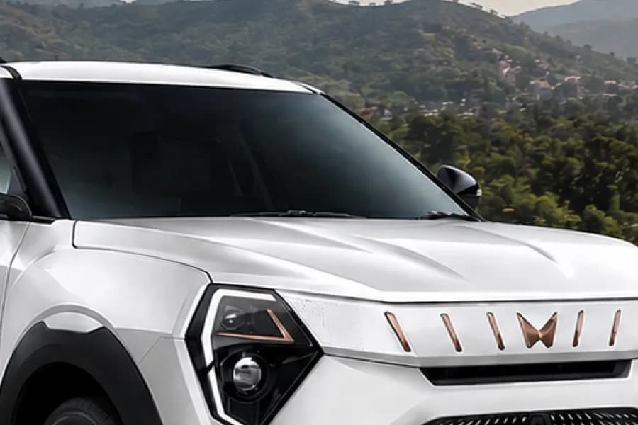 Mahindra XUV 3XO EV Windshield View