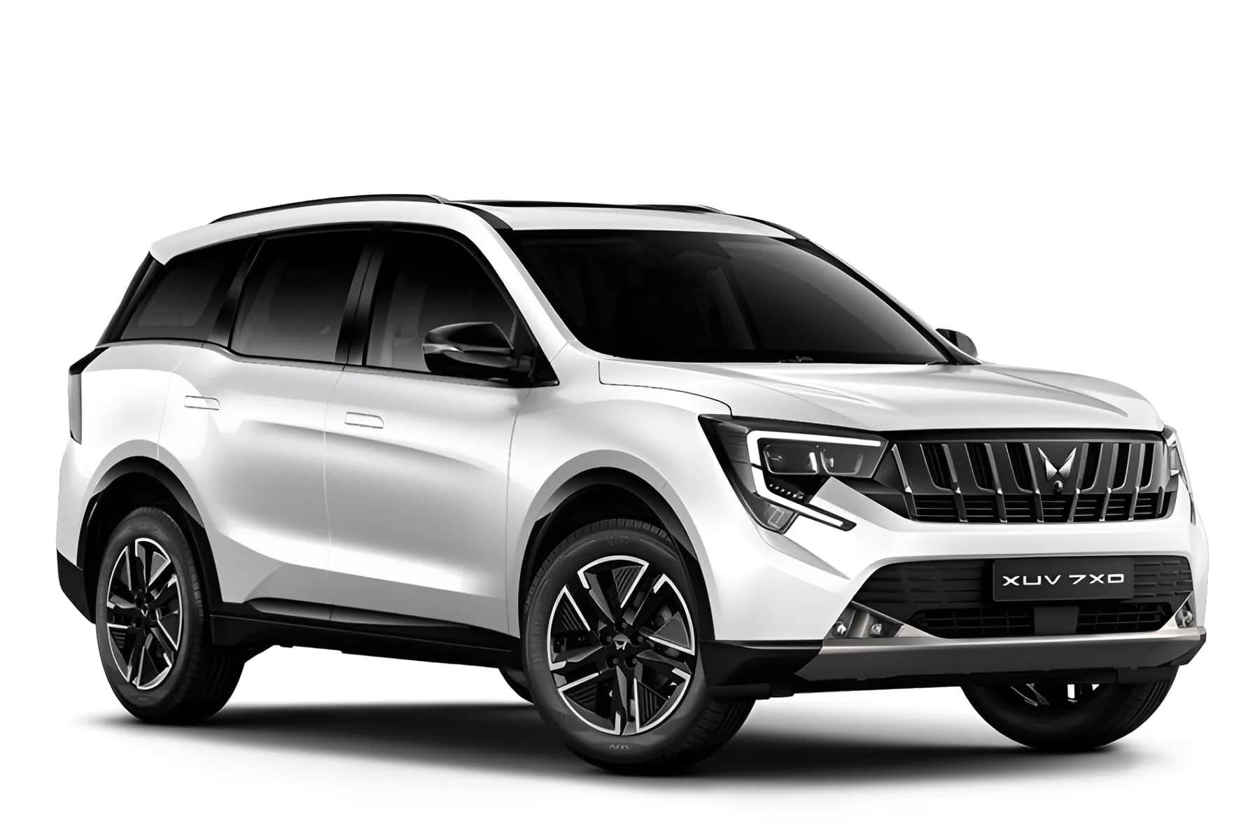 Mahindra XUV 7XO Everest White color