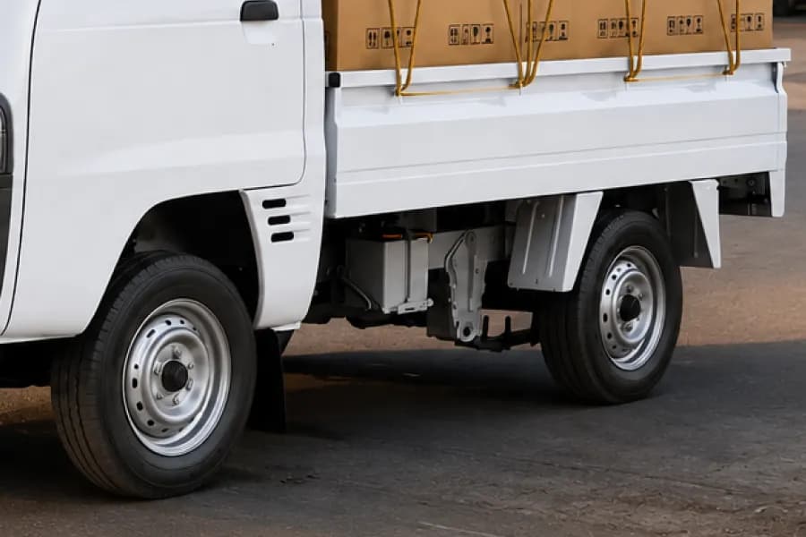 Maruti Suzuki Super Carry Tyres View