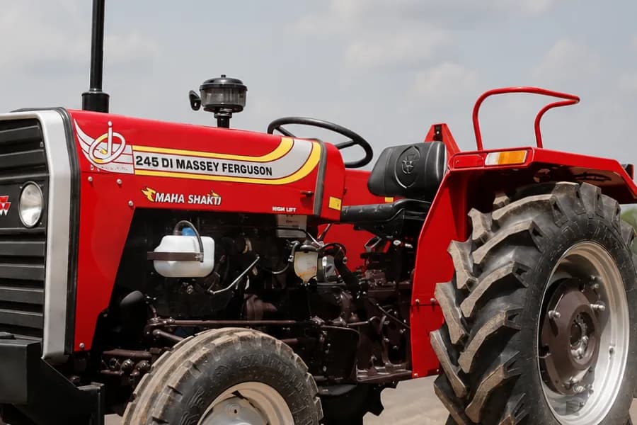 Massey Ferguson 245 DI (50HP) Driver Seat View