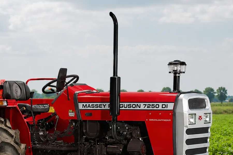Massey Ferguson Challenger 7250 Silencer & Air Cleaner