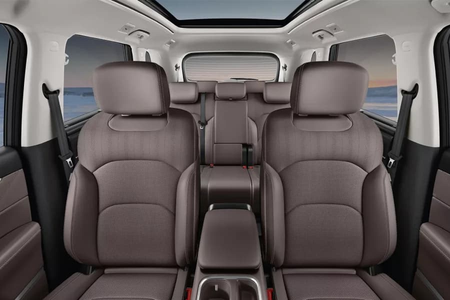 MG Hector Tomahawk Hybrid Brown Leather Seats