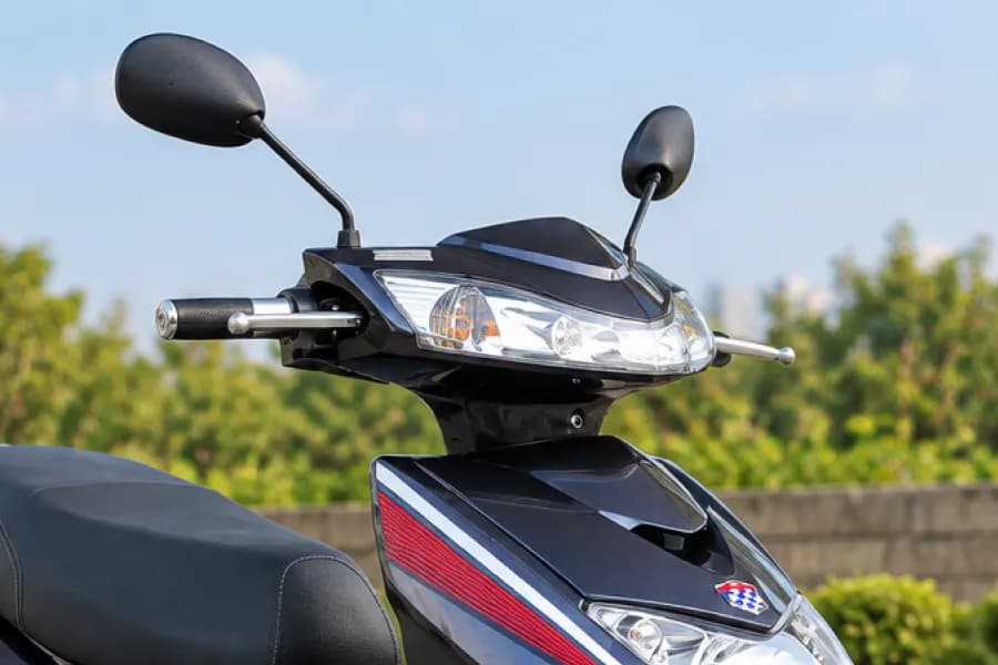 Okinawa Ridge Plus GPS Handlebar View