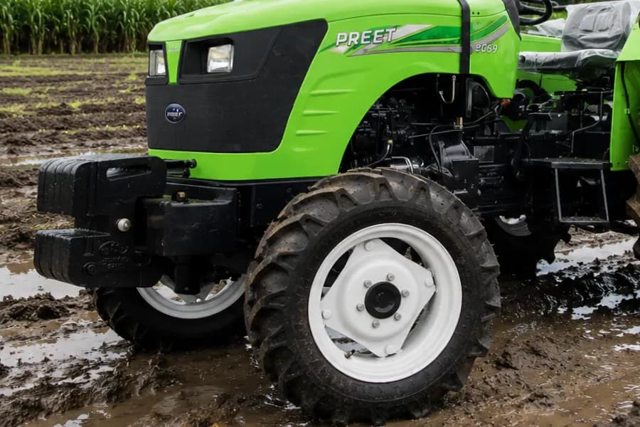 Preet 4549 Front Weight View