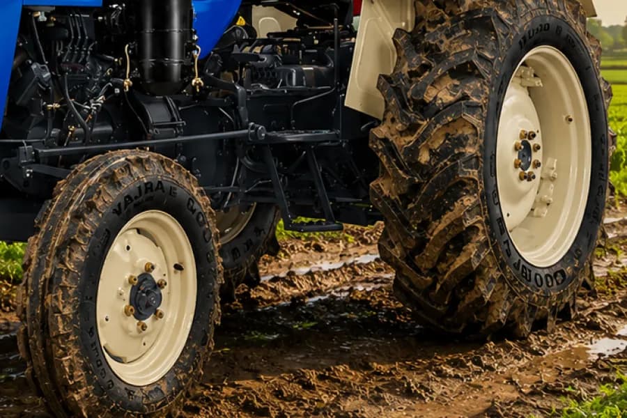 Swaraj 735 XT Tyres View