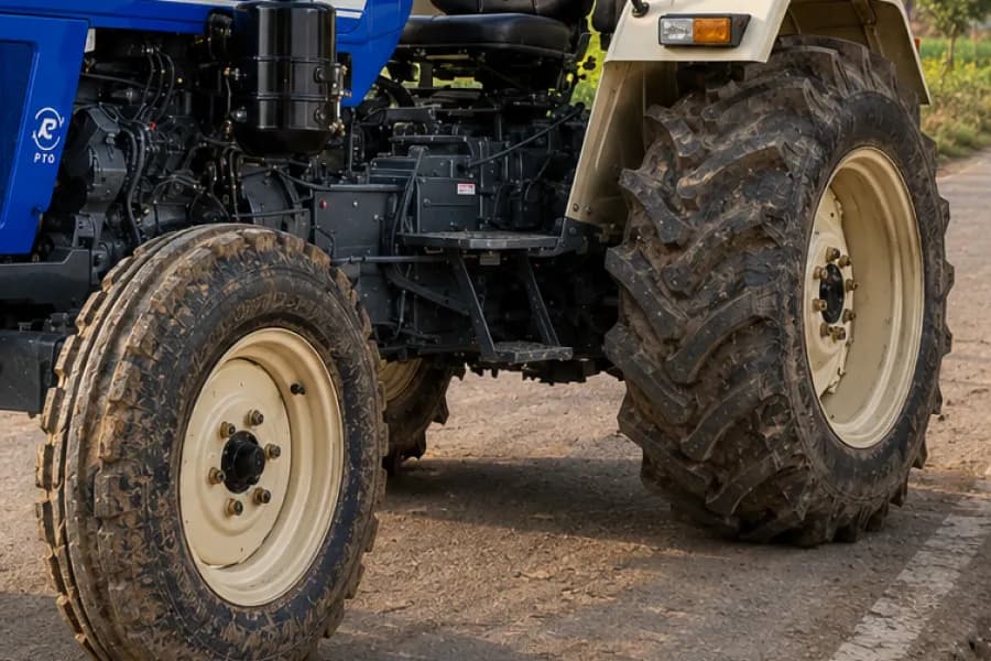 Swaraj 744 XT Wheels View