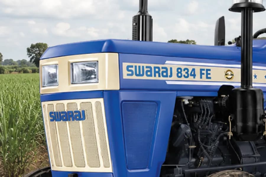 Swaraj 834 FE Headlight View