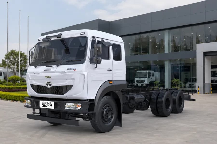 Tata 2823.T Cabin With Chassis View