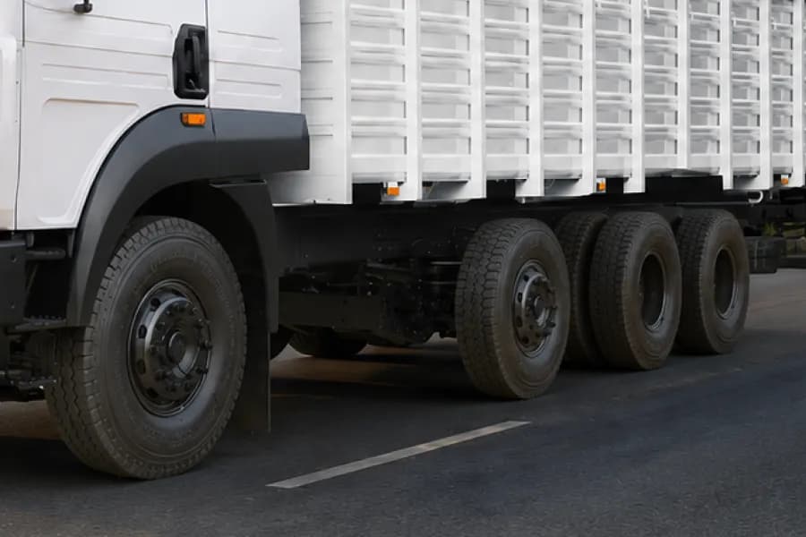 Tata 3521.T Wheels View