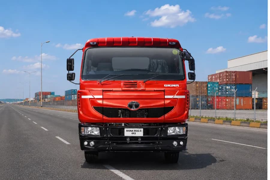 Tata 5532.S 6X4 Front View