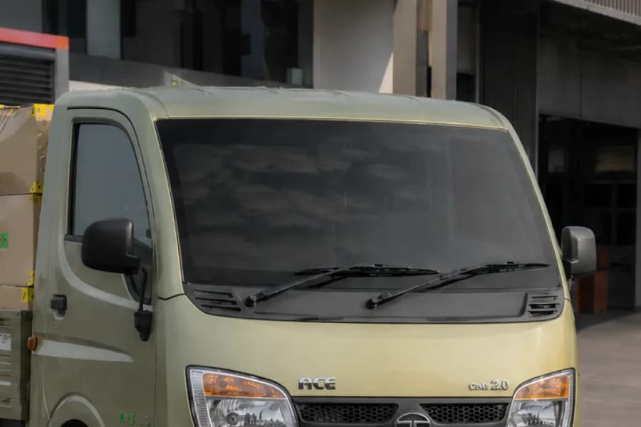 Tata Ace Gold CNG 2.0(Bi-Fuel) Windshield View