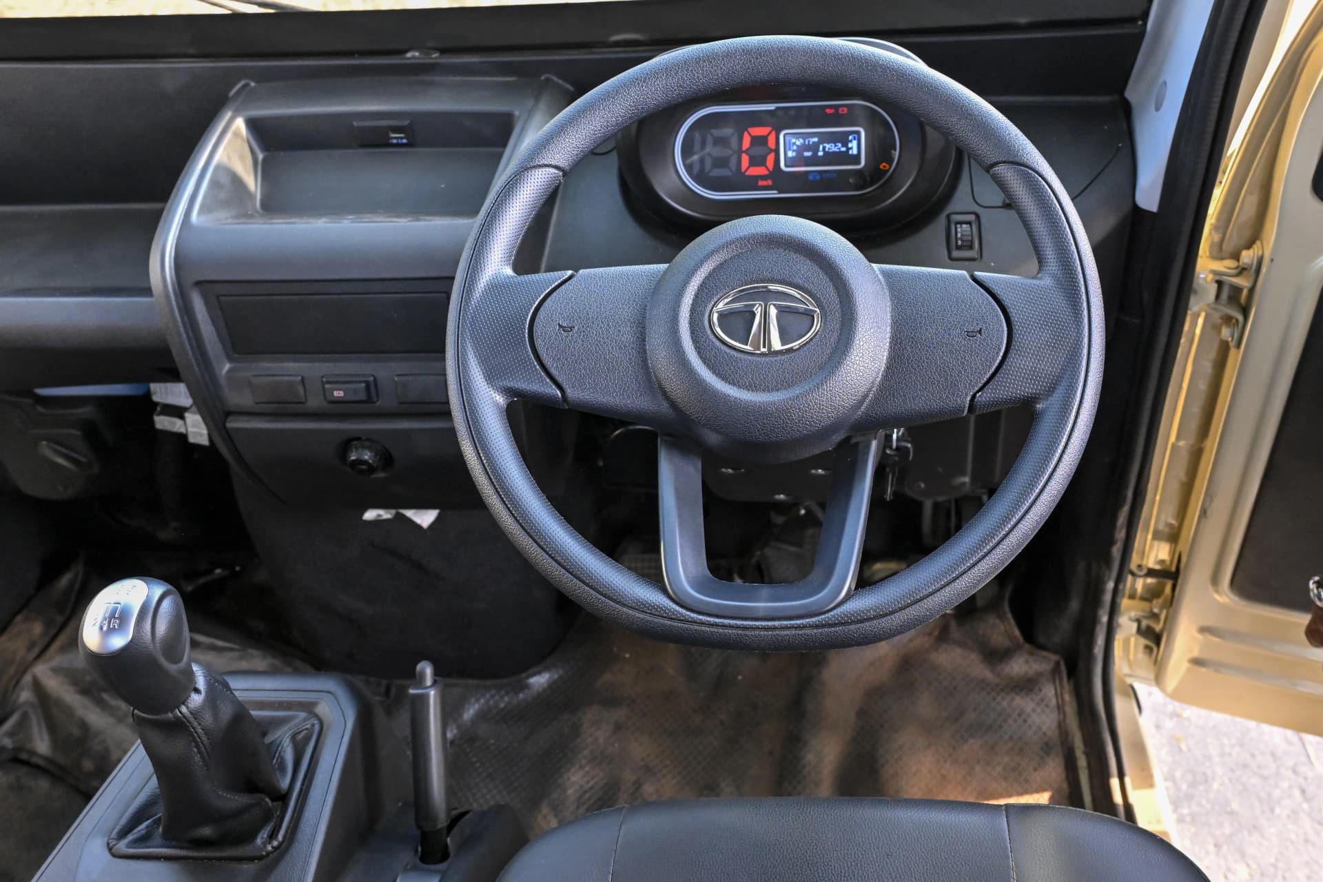 Tata Ace Gold Petrol Display & Steering Wheel View