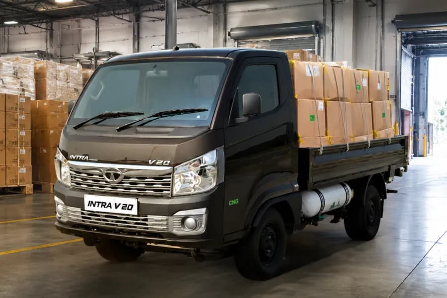 Tata Intra V20 CNG Photo View