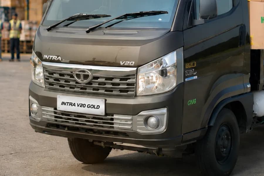 Tata Intra V20 Gold Headlamp & Bumper View