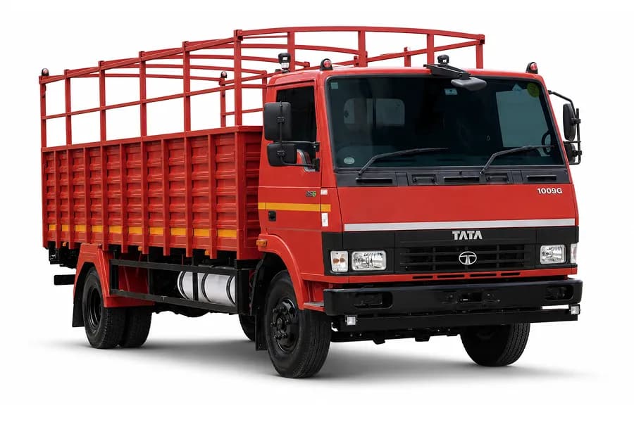 Tata LPT 1009G CNG Red color