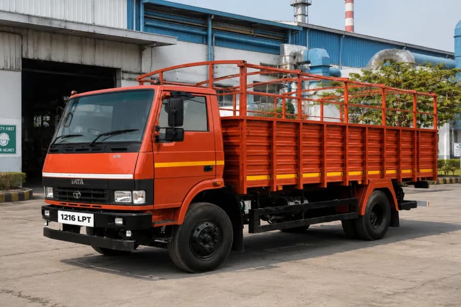 Tata LPT 1216 Left Side View