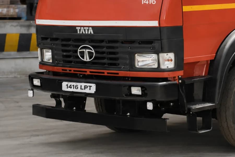Tata LPT 1416 Radiator Grille View